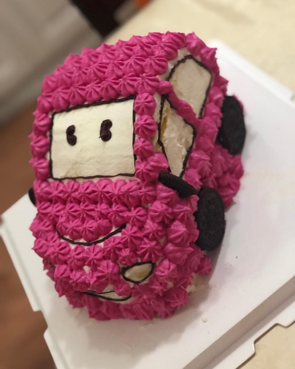汽车生日蛋糕