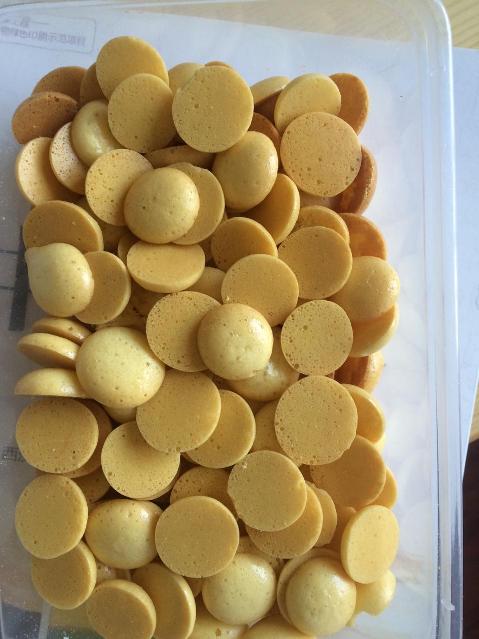 入口即化的无添加蛋黄溶豆