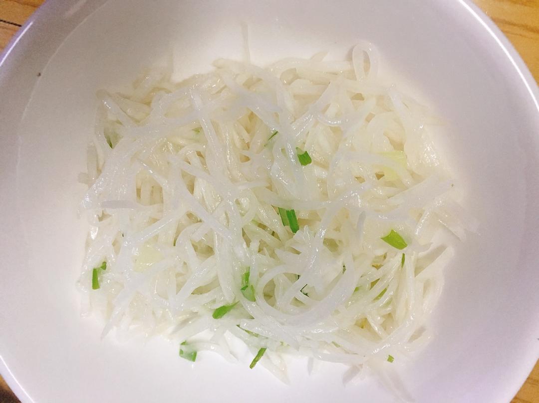葱油萝卜丝