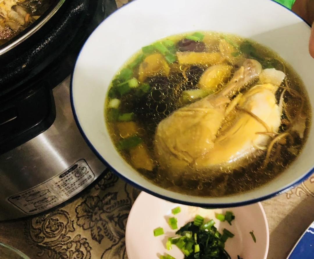 土鸡汤