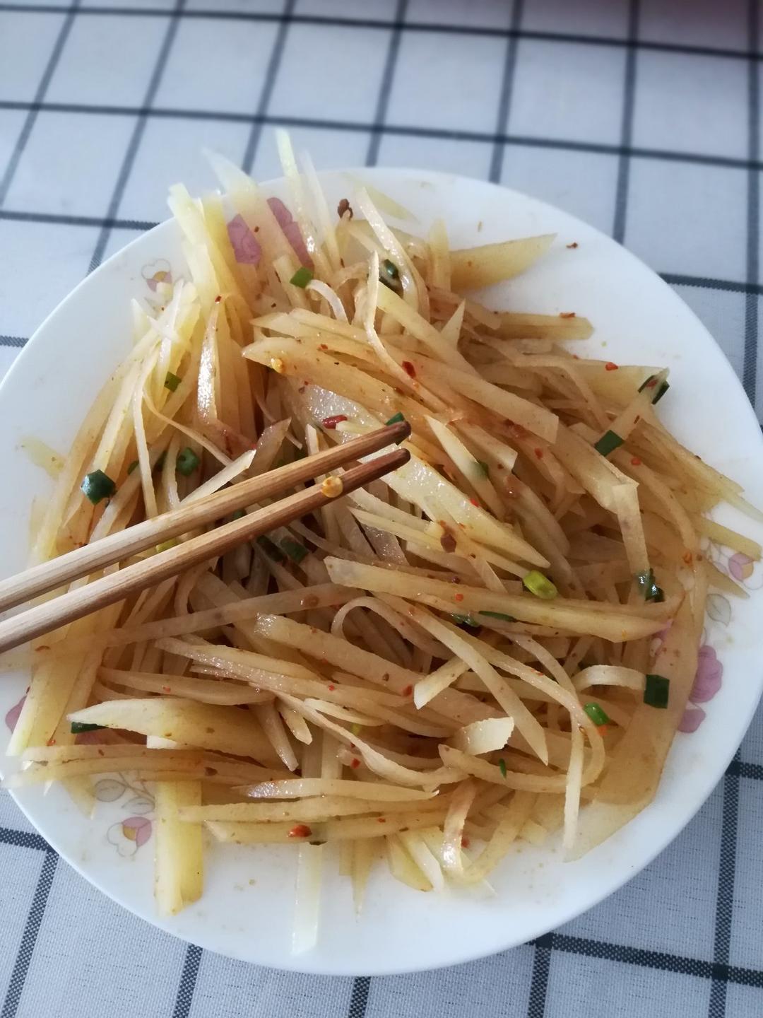 酸辣爽口‼️5分钟搞定的凉拌酸辣土豆丝