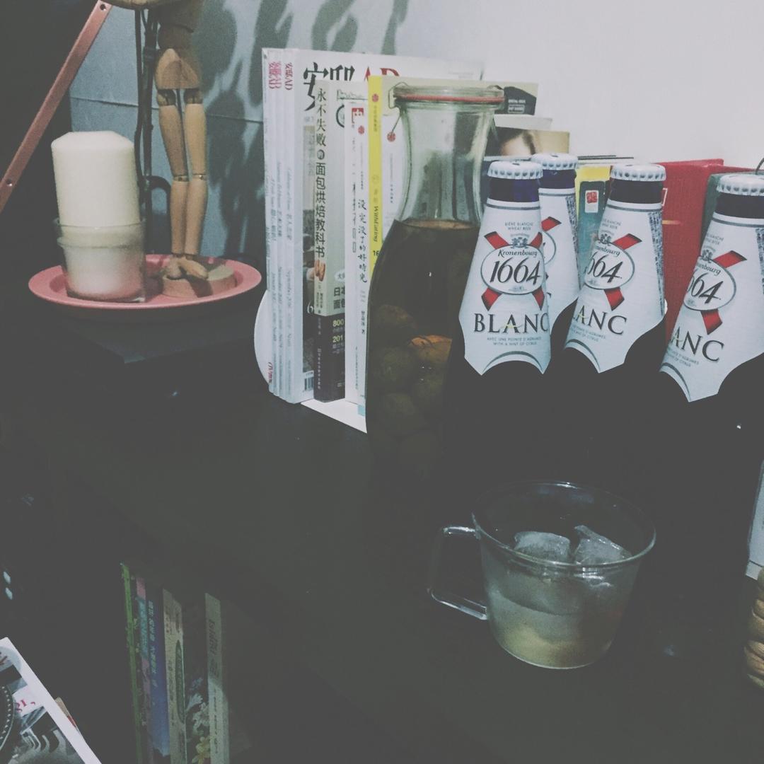青梅酿酒