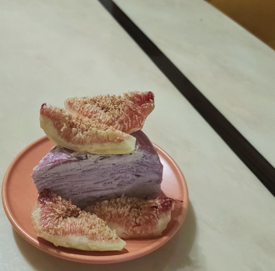 无花果遇上红丝绒千层蛋糕