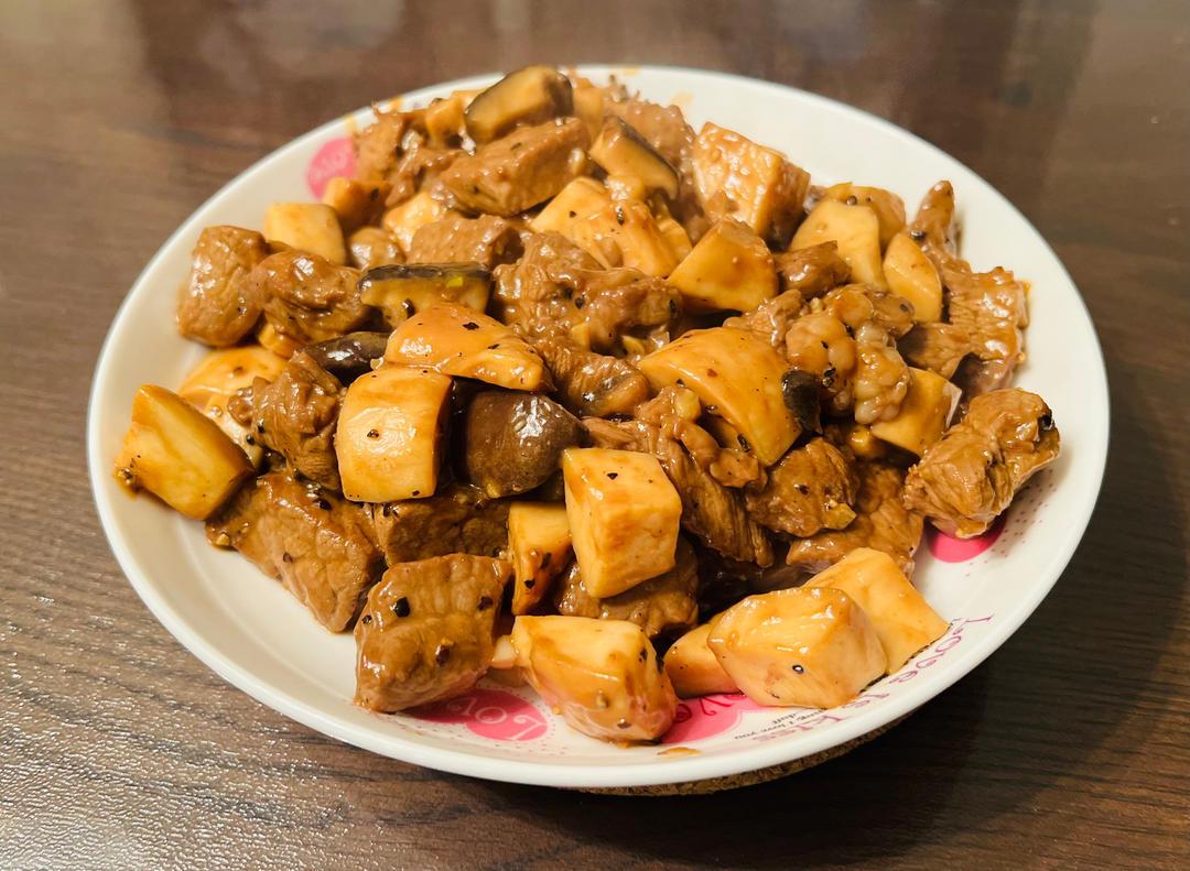 黑椒杏鲍菇牛肉粒