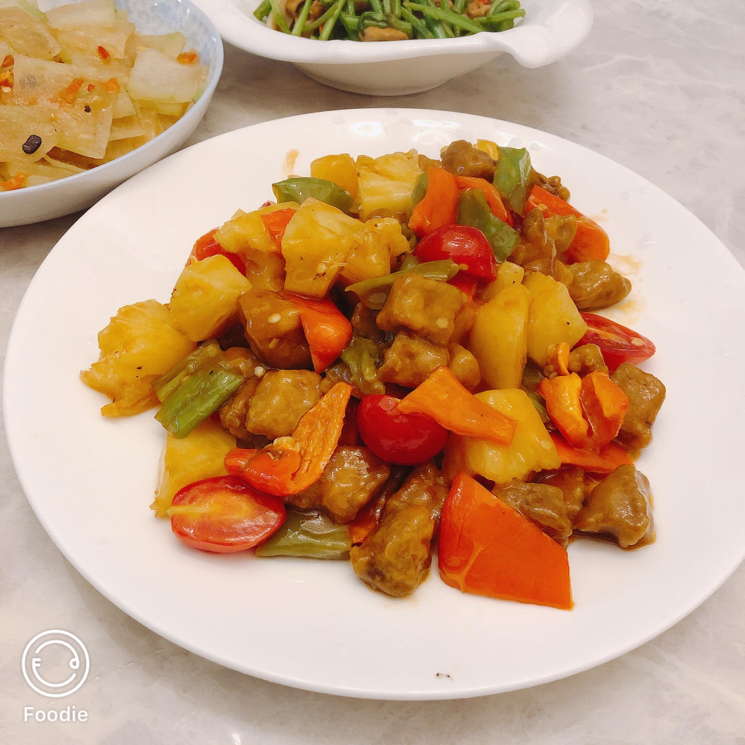 菠萝咕噜肉