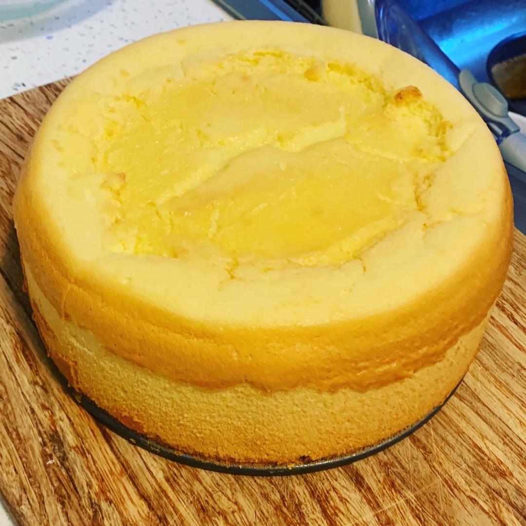 烤箱做蛋糕（戚风蛋糕的做法）