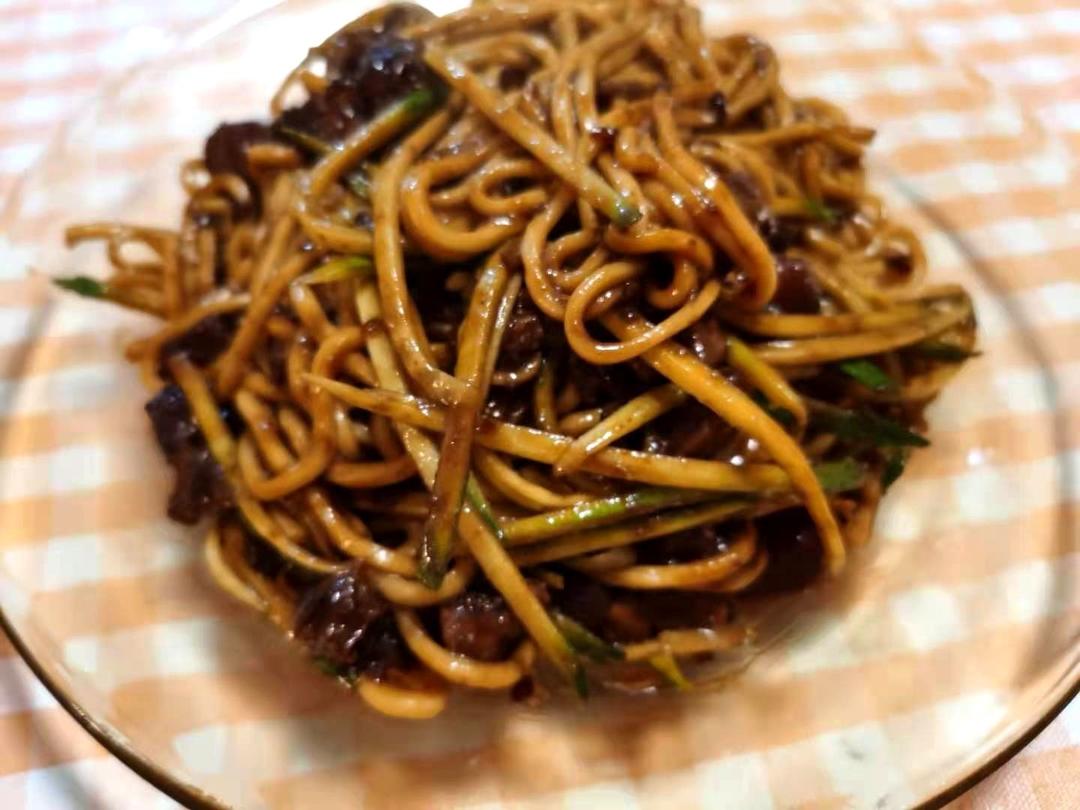 韩式炸酱面