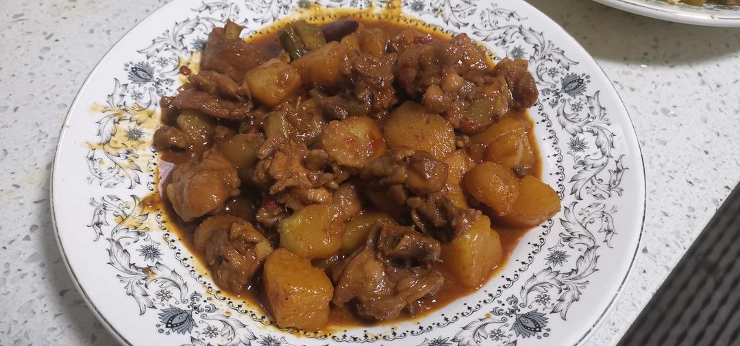 好吃流口水的红烧鸡块（三黄鸡）