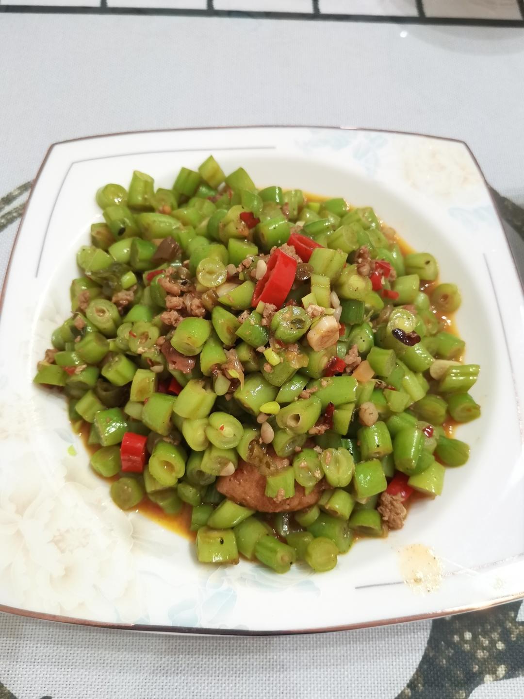 超下饭的四季豆炒肉末
