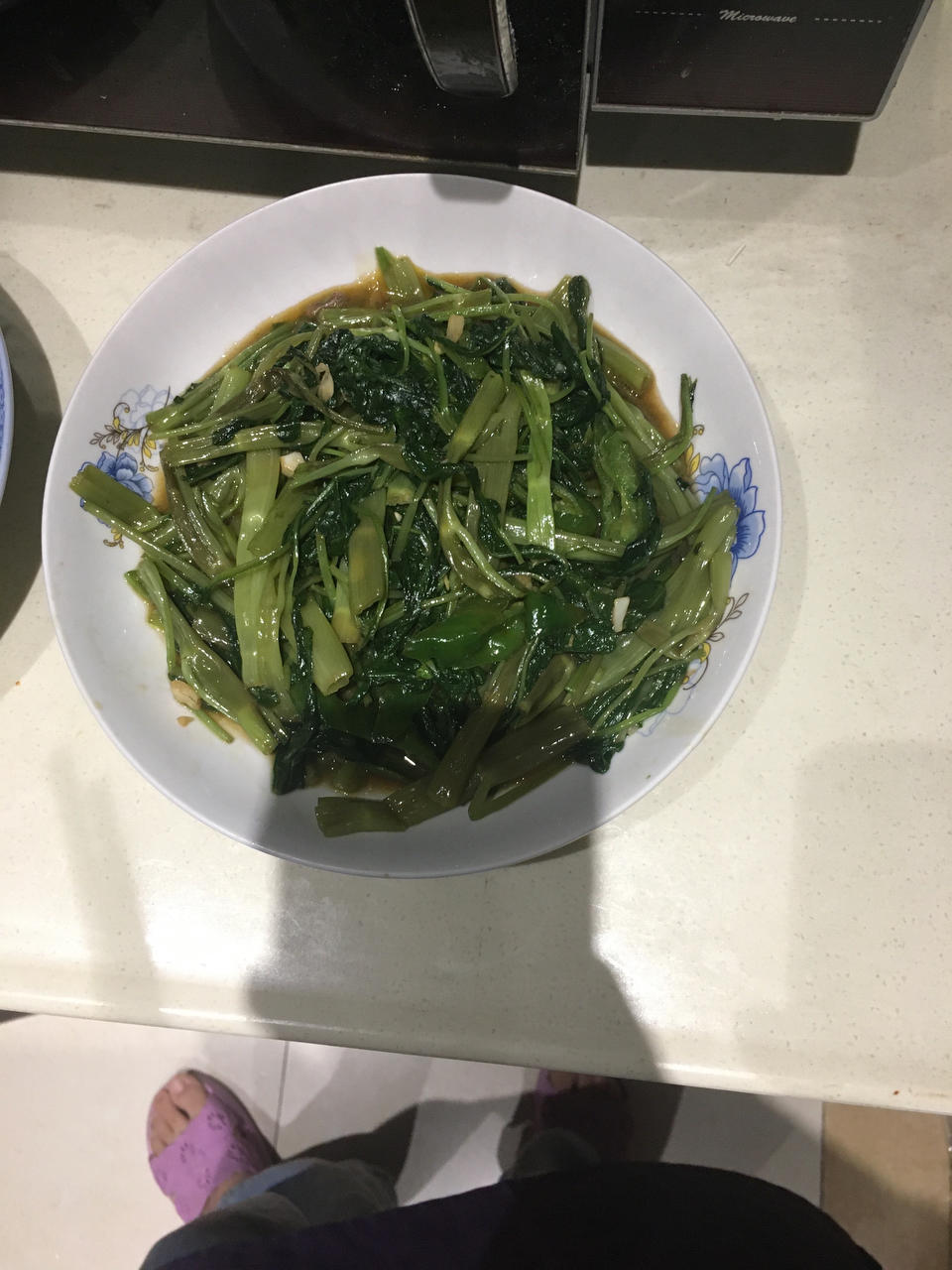 爆炒耗油空心菜