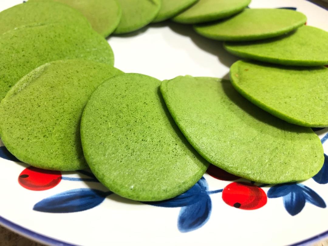 宝宝辅食：奶香菠菜造型松饼（8月+）
