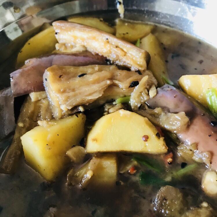 土豆炖茄子