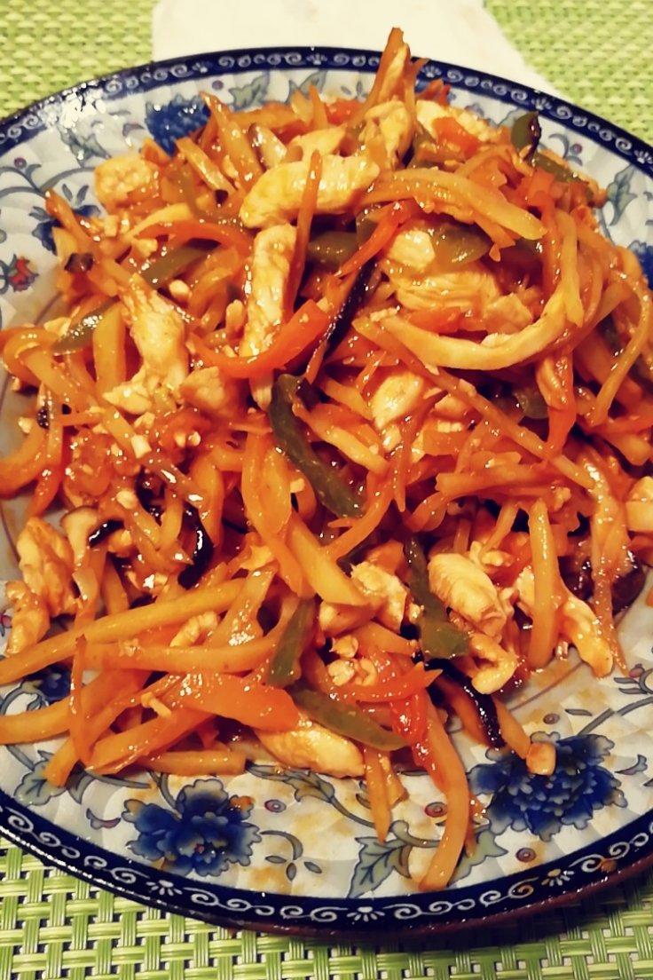 不辣的鱼香鸡丝（番茄酱版）