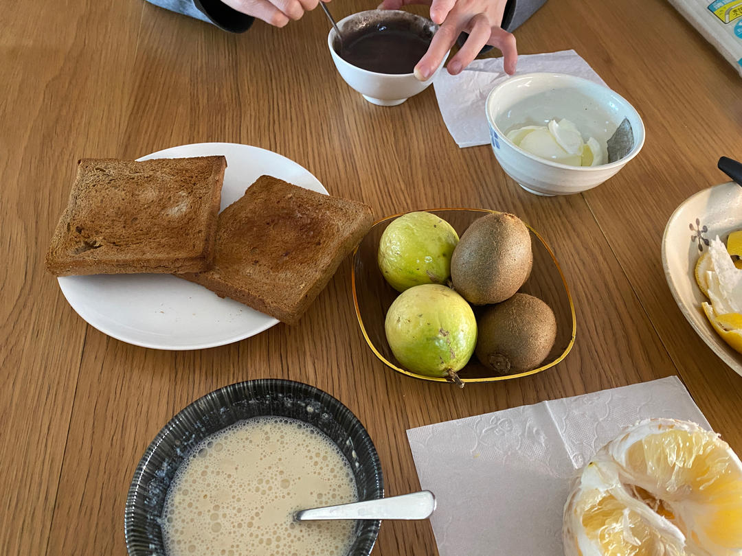 早餐•2023年11月1日