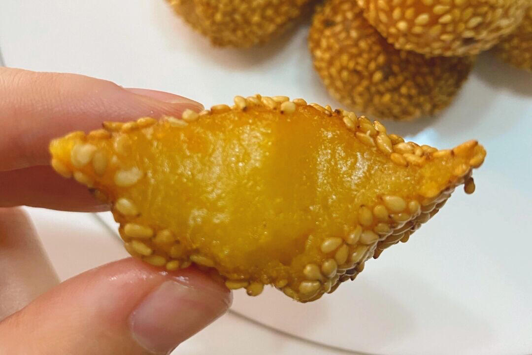 单亲妈妈卖馒头