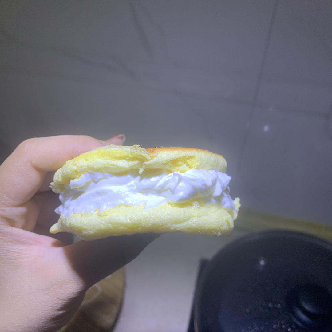 不用烤箱 15分钟无油低糖的舒芙蕾蛋糕松饼 🥞 蓬松绵软