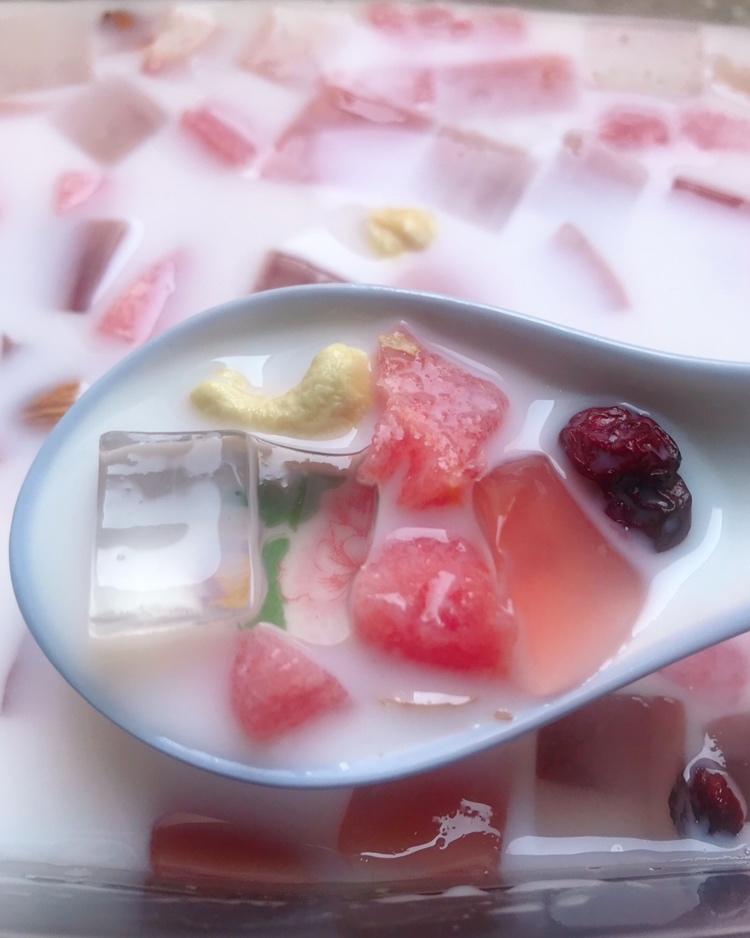 冰粉（加牛奶不加红糖）