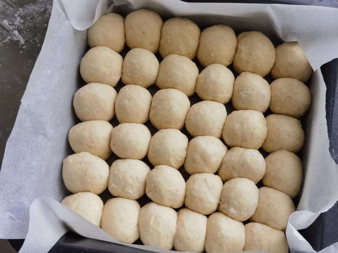 蜂蜜全麦小餐包｜浸泡全麦法