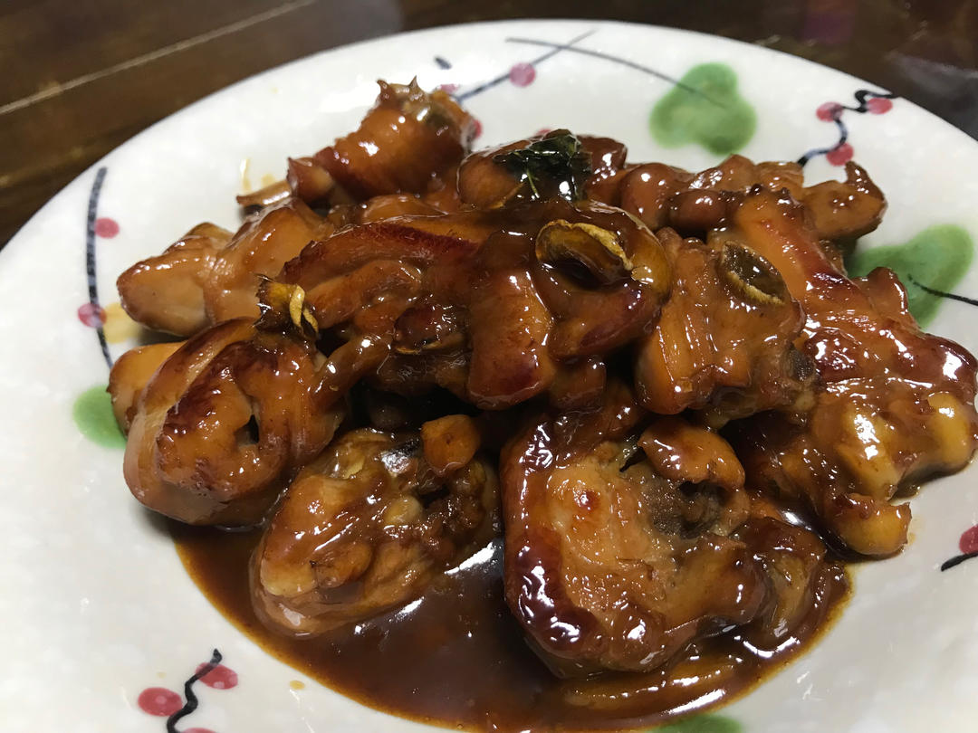 台湾三杯鸡 Stewed Chicken with Ginger and Wine in Casserole