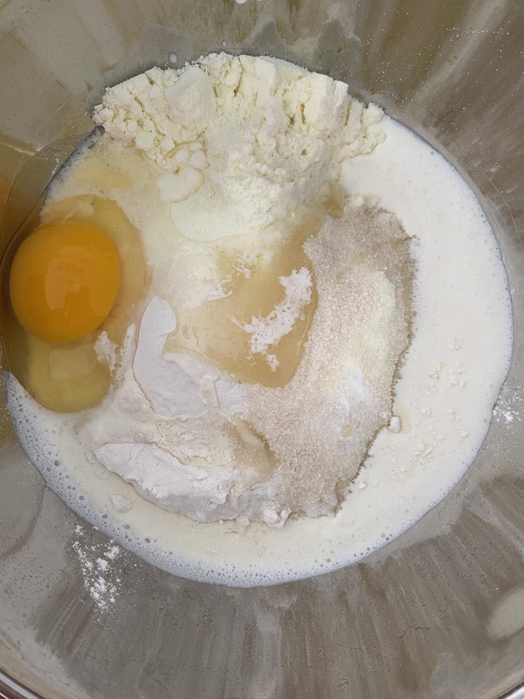 纯奶手撕吐司的做法 步骤1