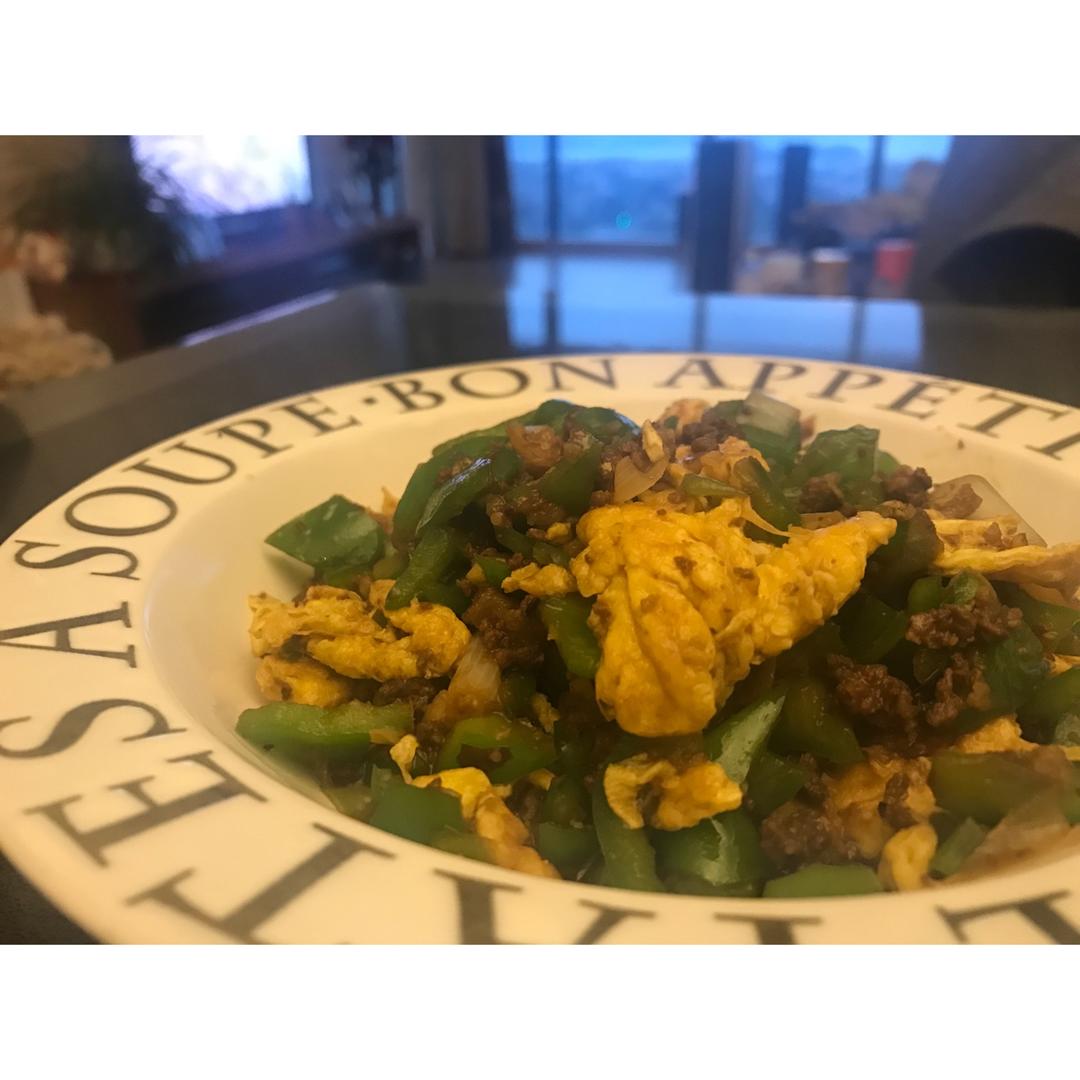 青椒肉末炒鸡蛋