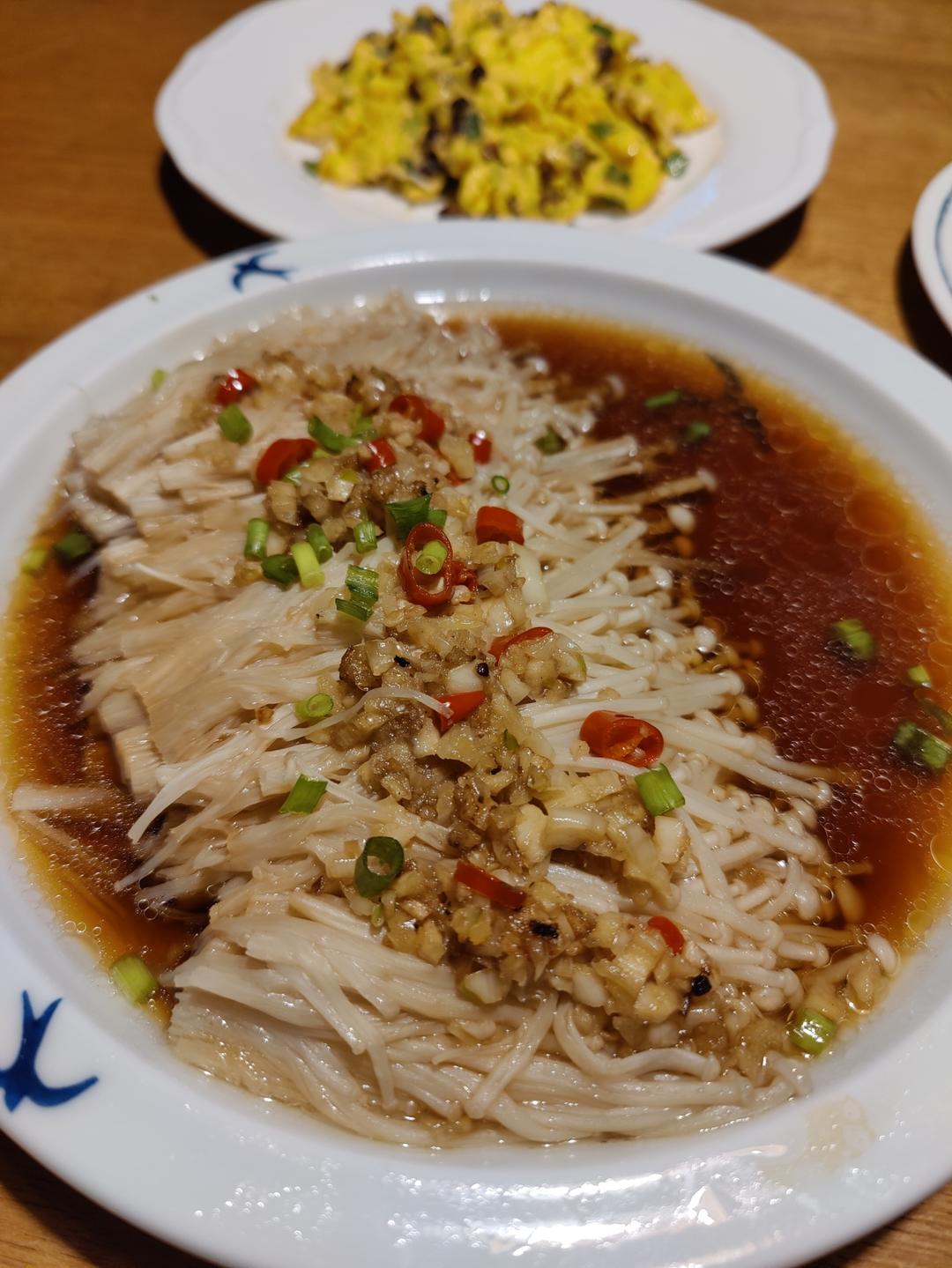 蒜蓉蒸金针菇