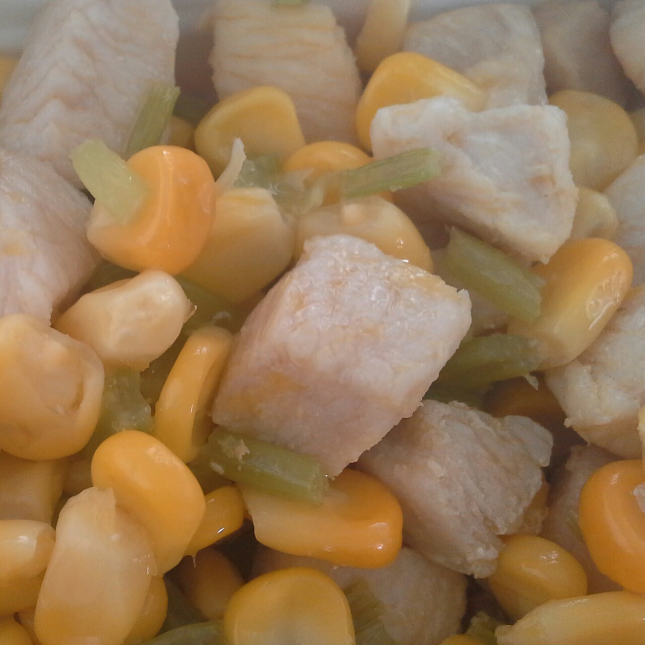 玉米鸡丁