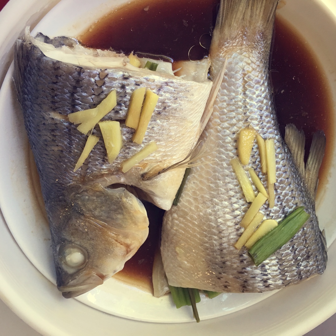 清蒸鲈鱼
