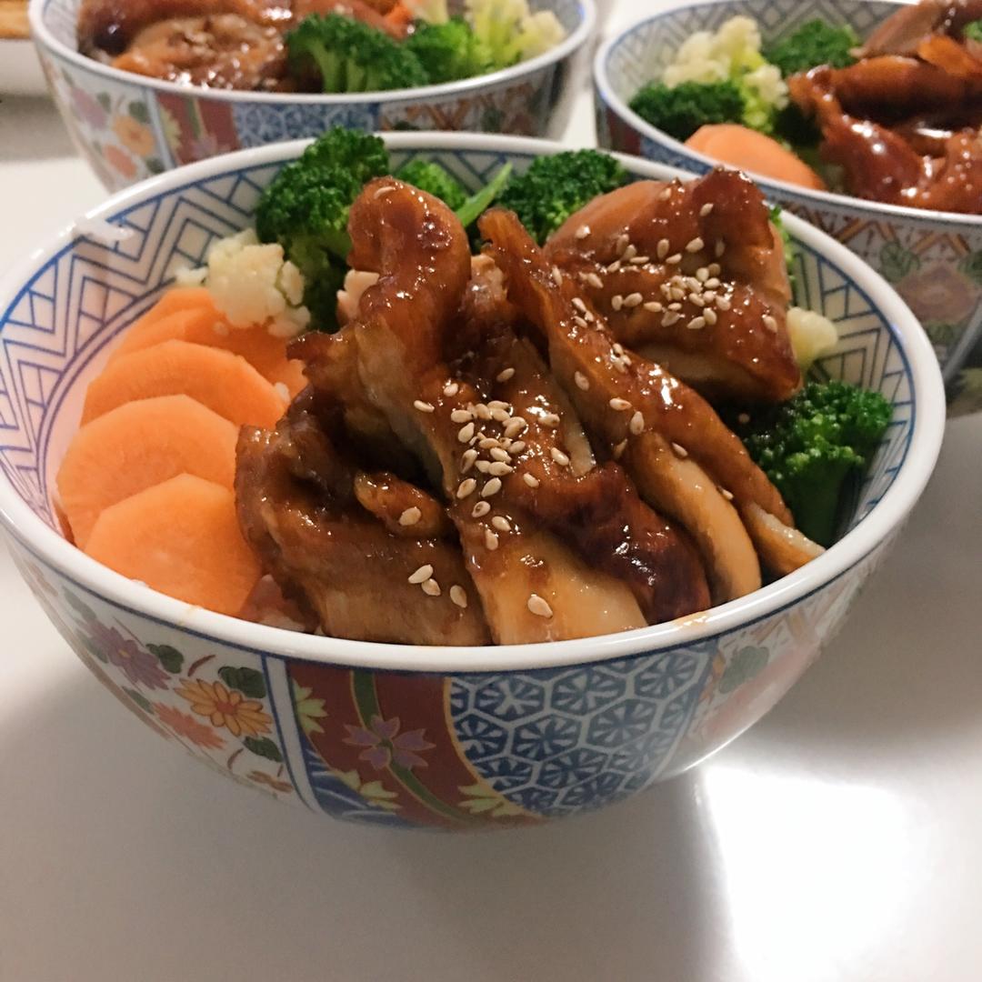 【照烧鸡腿饭】