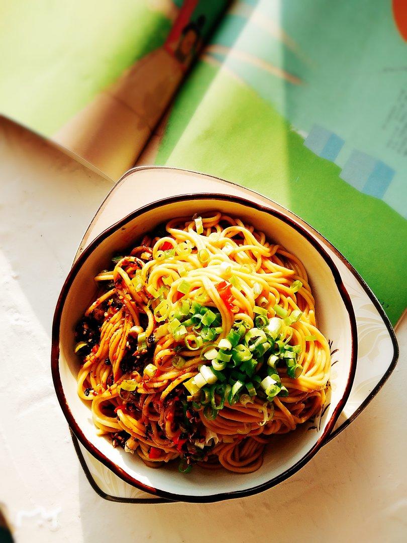 大师级武汉热干面