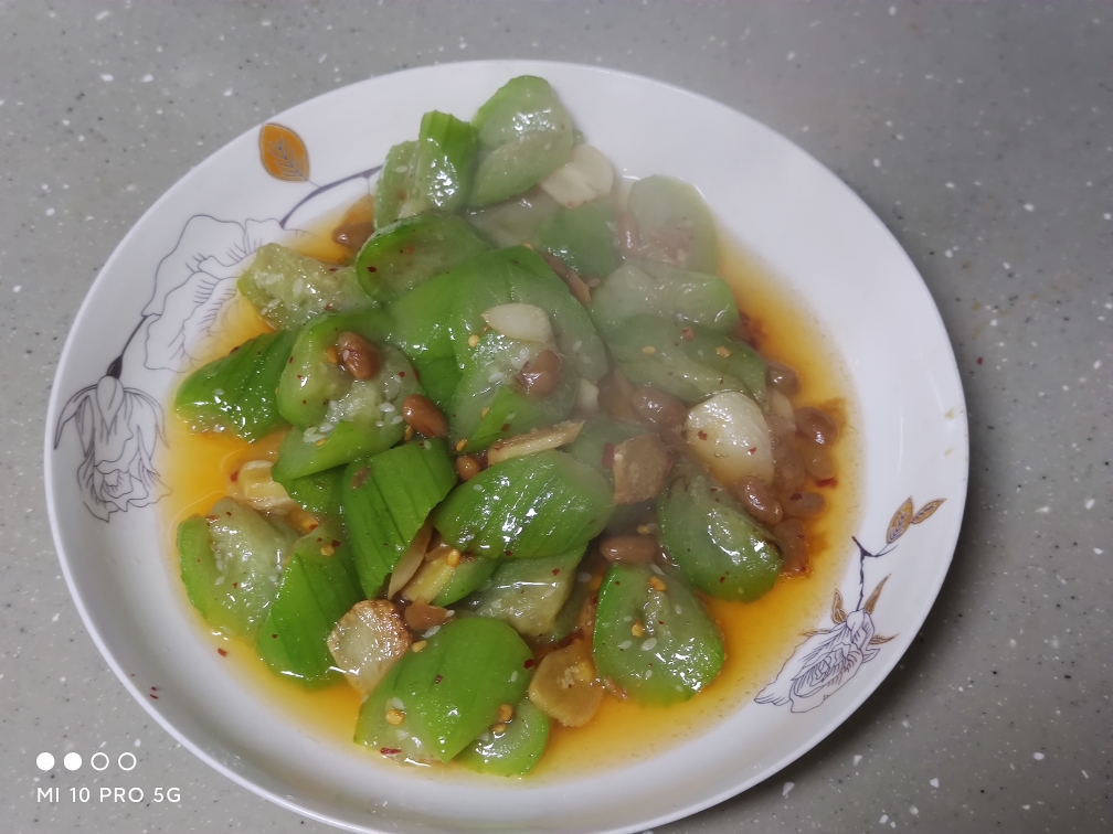 清香美味的水豆豉炒丝瓜