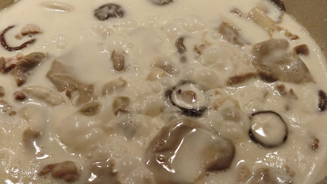 奶油蘑菇浓汤（小朋友超爱）