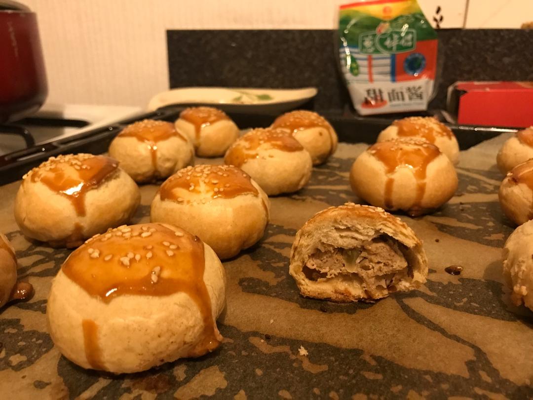 泳式鲜肉榨菜月饼