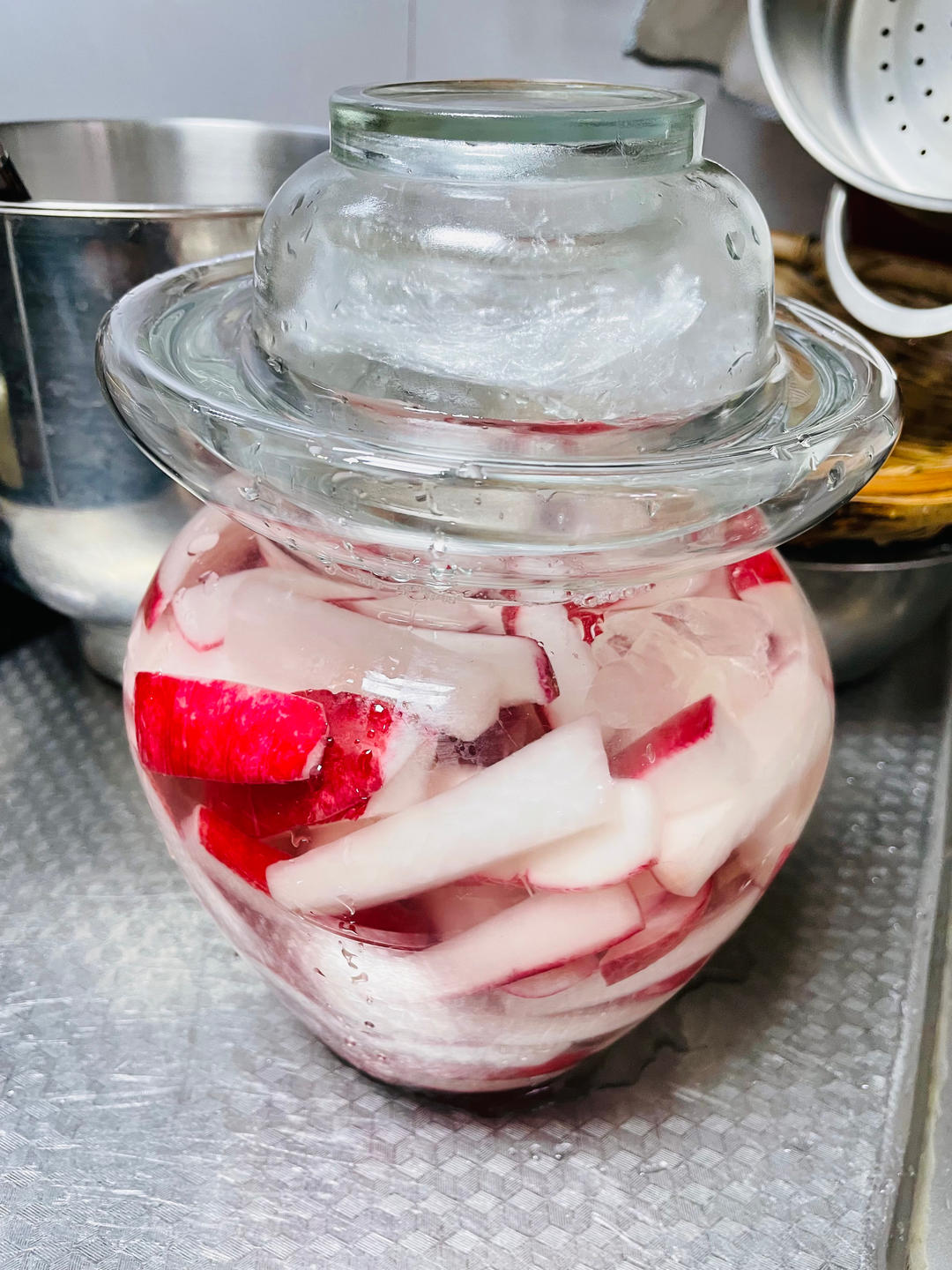 酸中带甜的自制酸萝卜