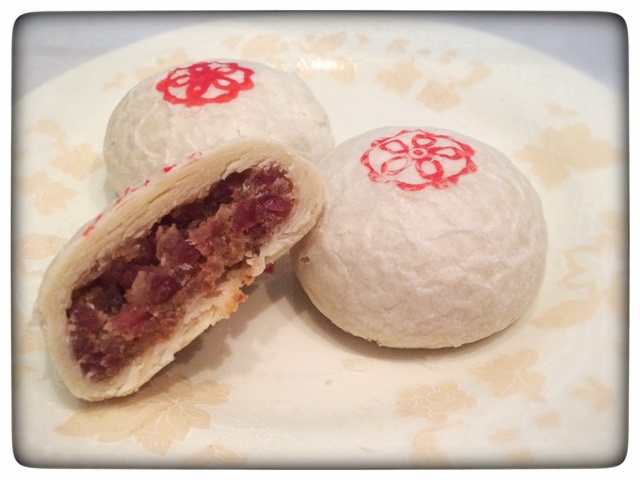 白酥皮云腿月饼