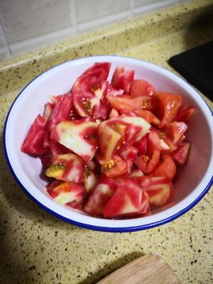 番茄苹果玉米牛肉汤的做法 步骤3