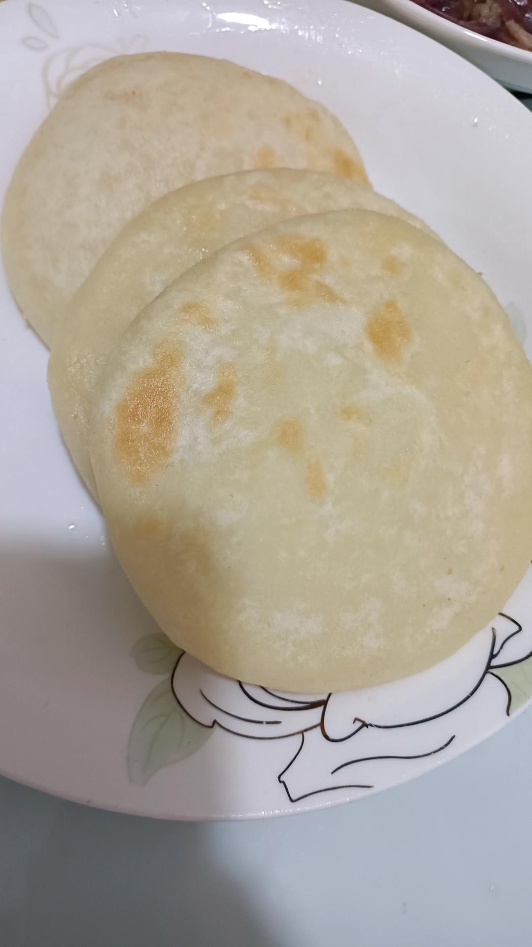 烫面小糖饼 柔软劲道 凉了也不硬 做法简单一看就会 附细节视频详解
