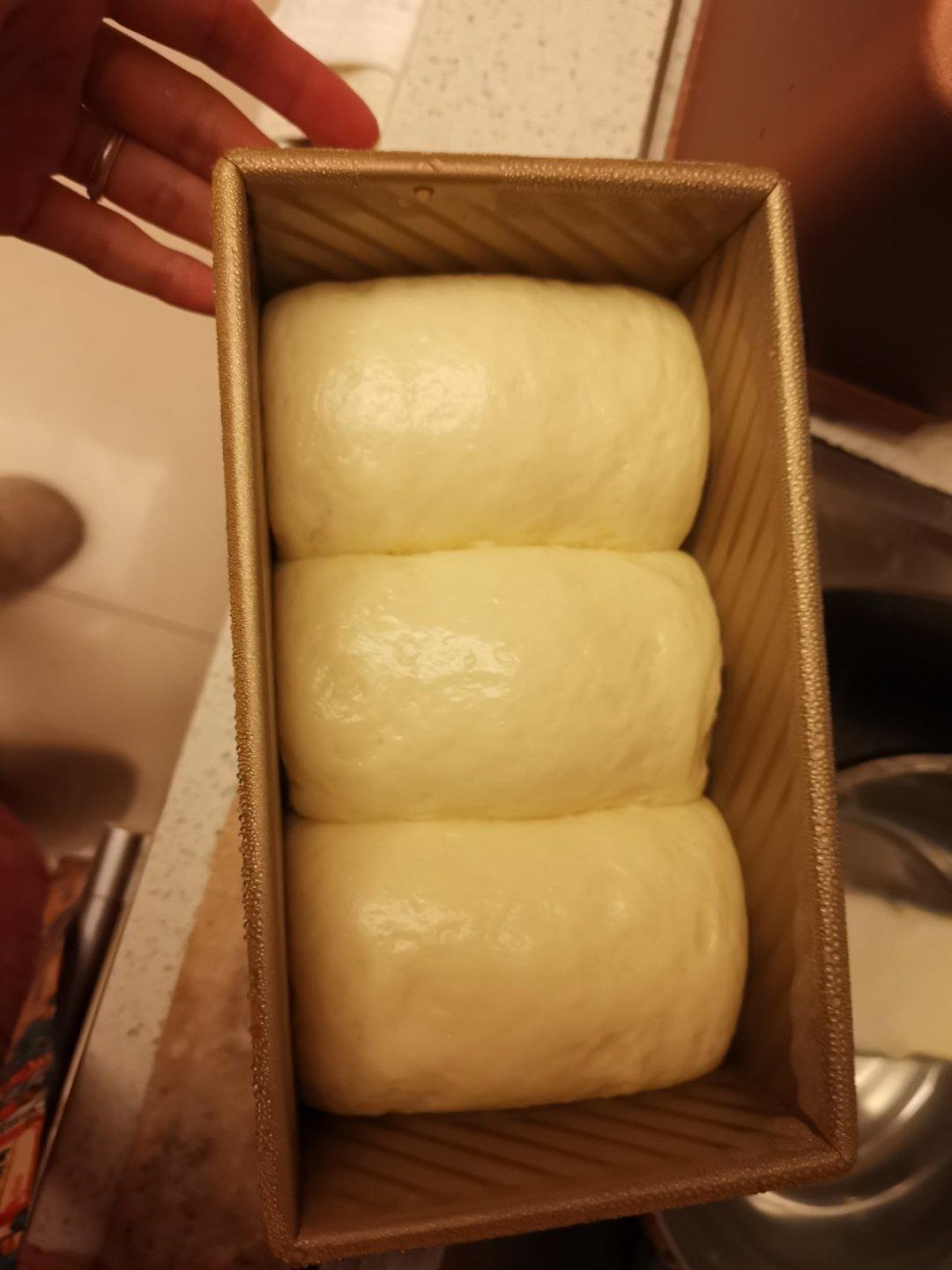 王光光光光的中种法北海道吐司详细步骤版（柏翠面包机8990型号制作）