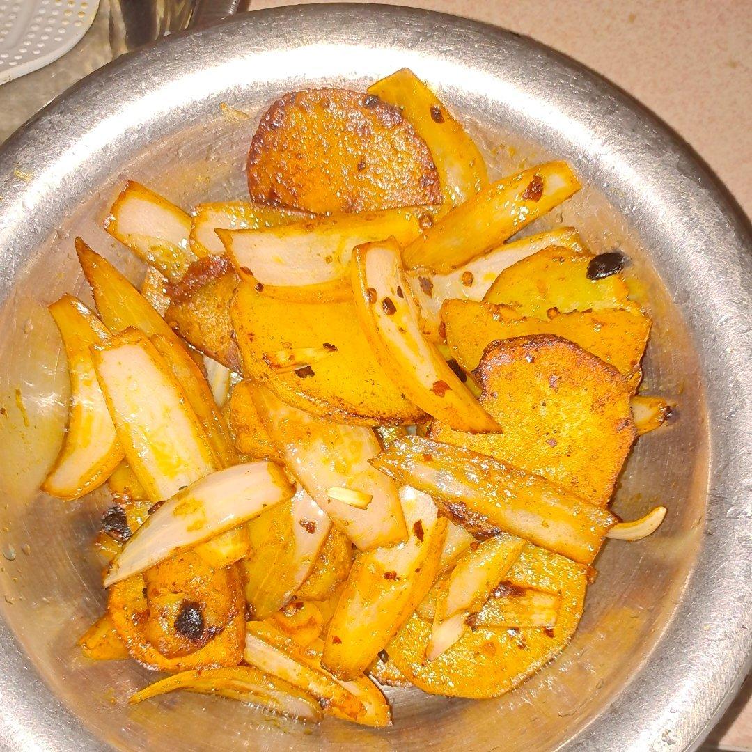 孜然洋葱土豆片