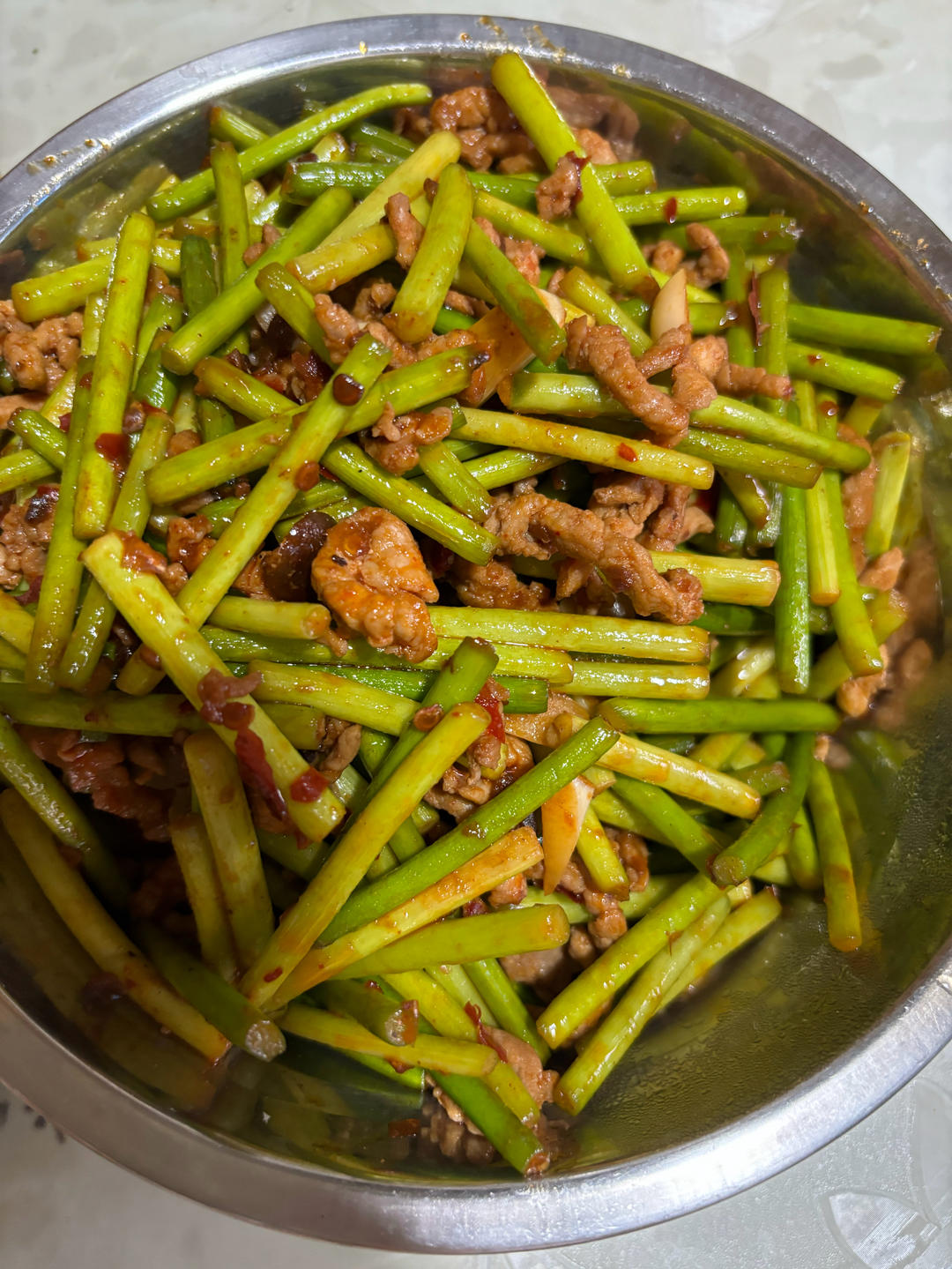 蒜苔炒肉丝