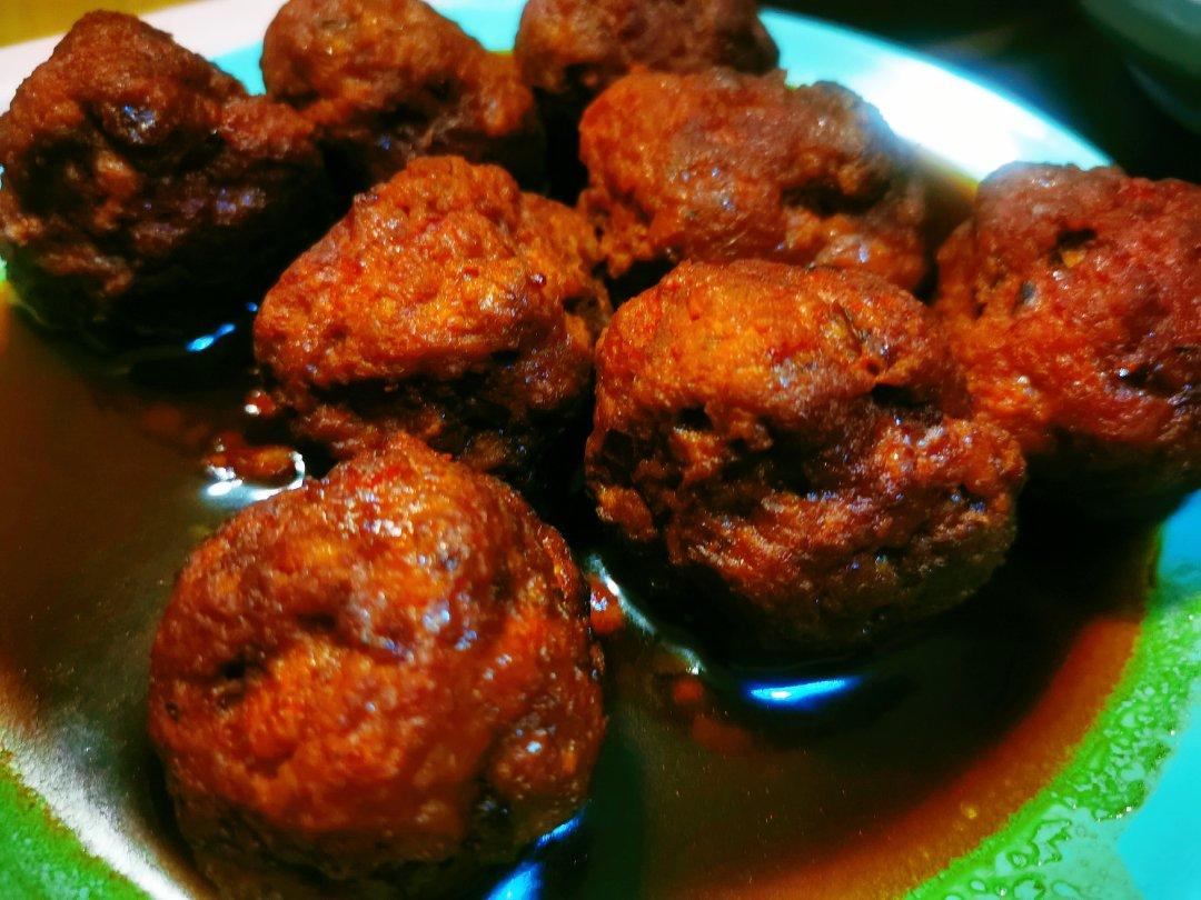 红烧肉丸
