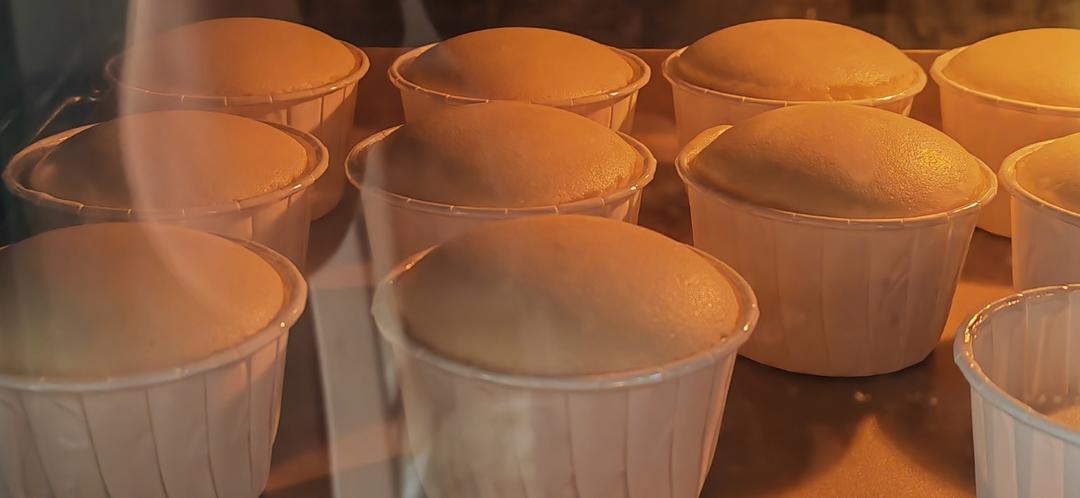 不塌陷不开裂的戚风(杯子、6寸）蛋糕