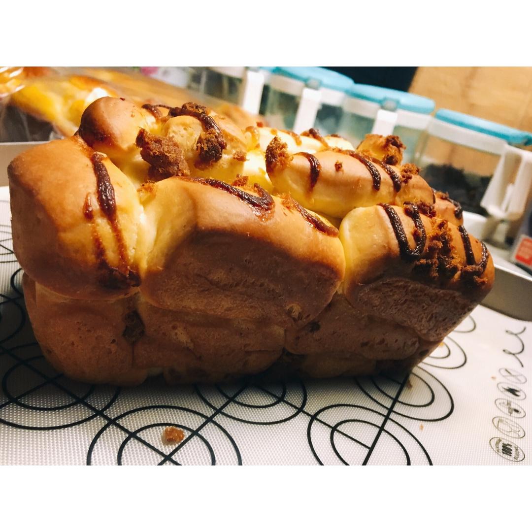 肉松手撕面包—超软会爆浆的面包哟
