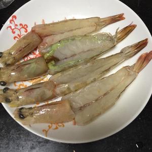 清蒸大虾的做法 步骤1