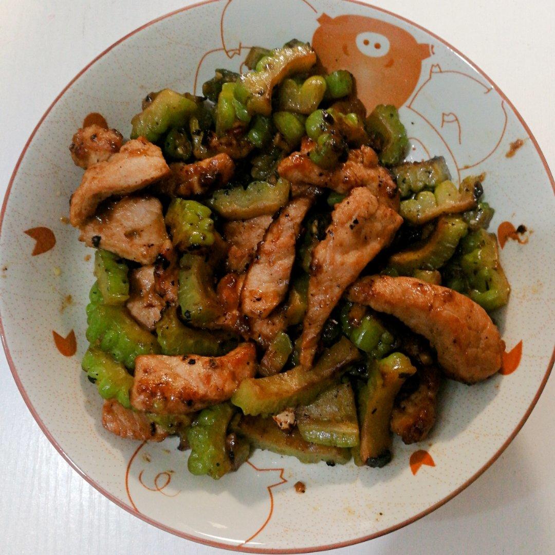 苦瓜炒肉