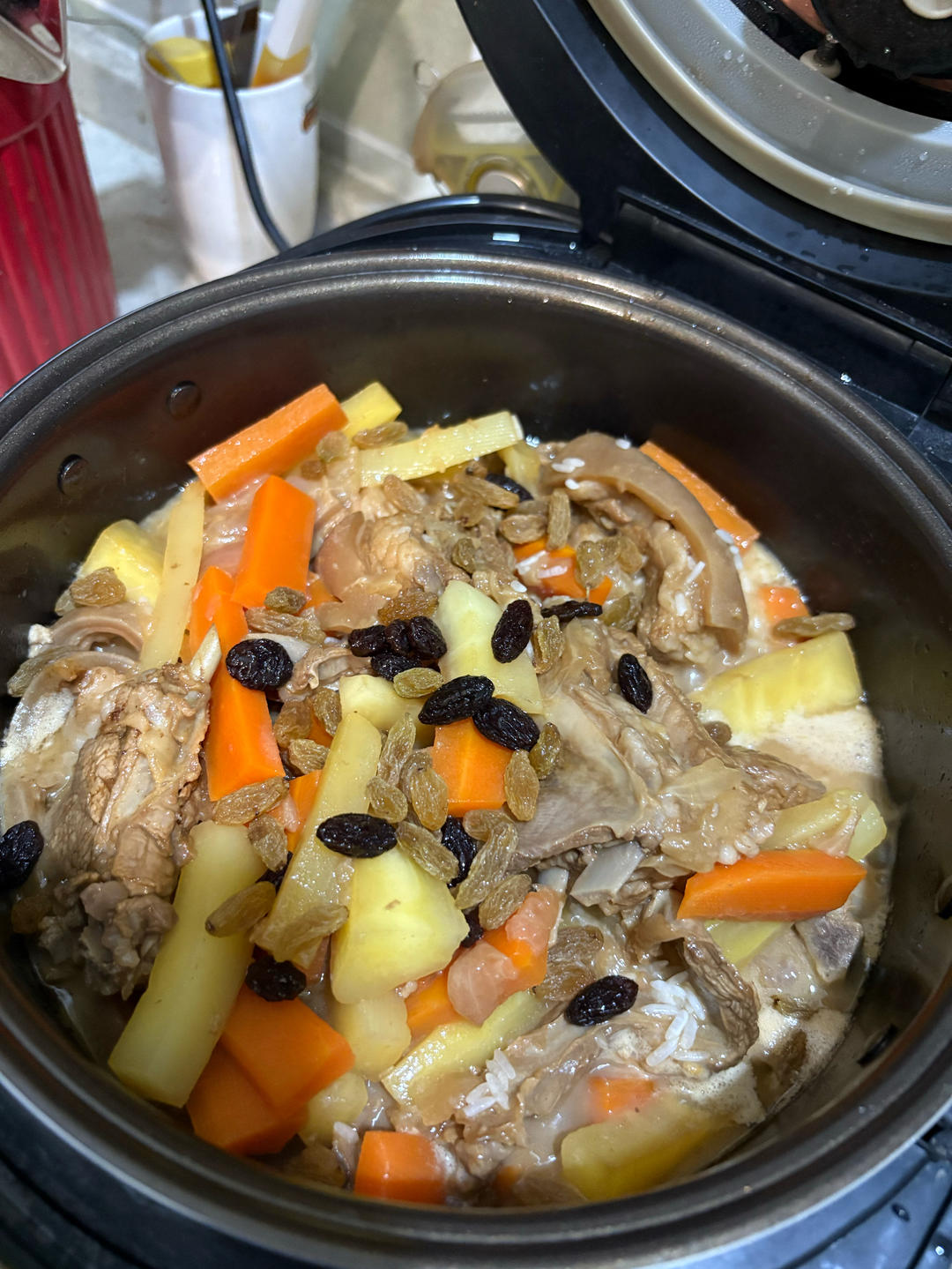 新疆抓饭（简单又好吃的电饭锅版）