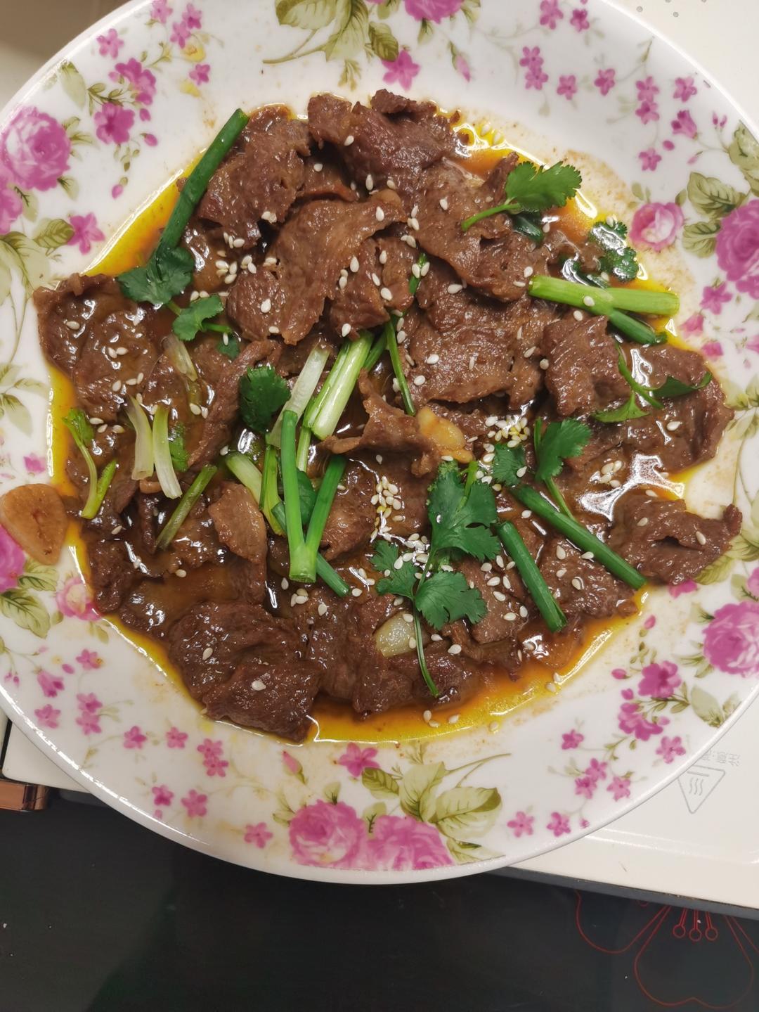 又香又嫩的小炒牛肉（巨好吃，手残党也能做）