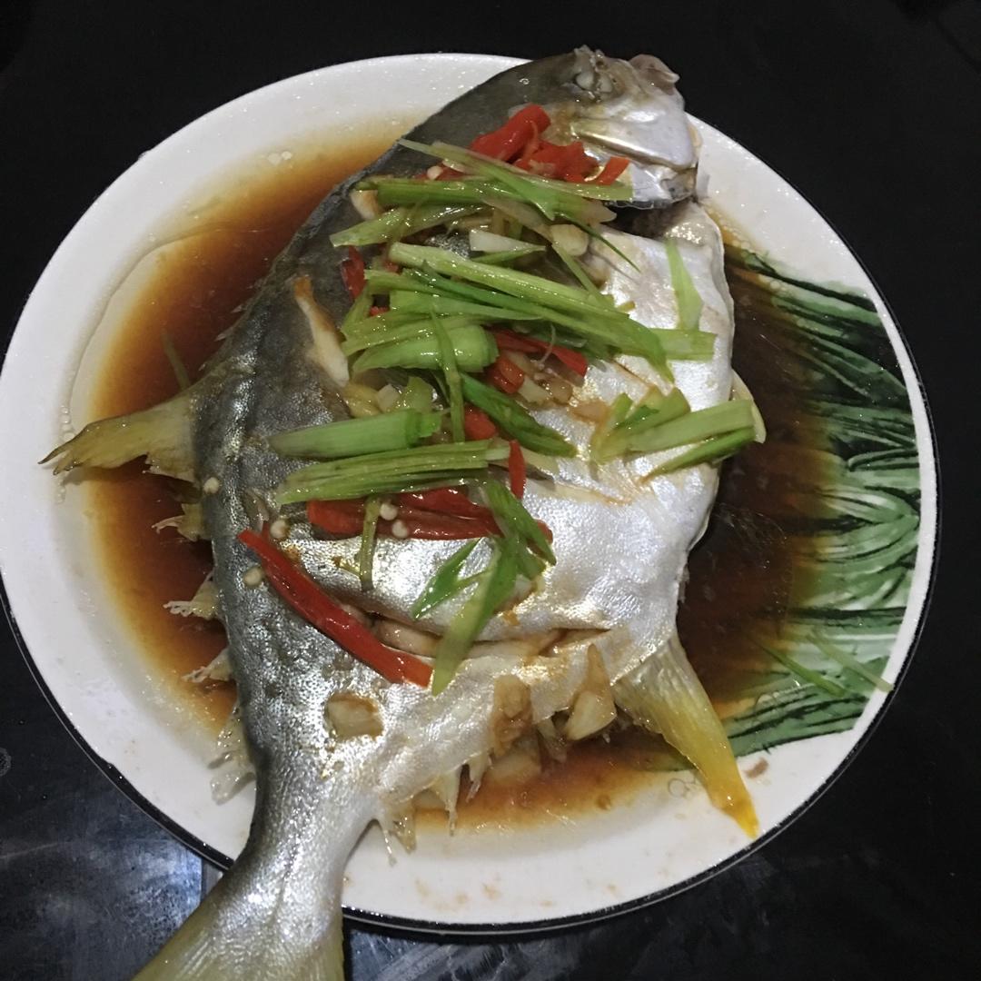 清蒸鲳鱼