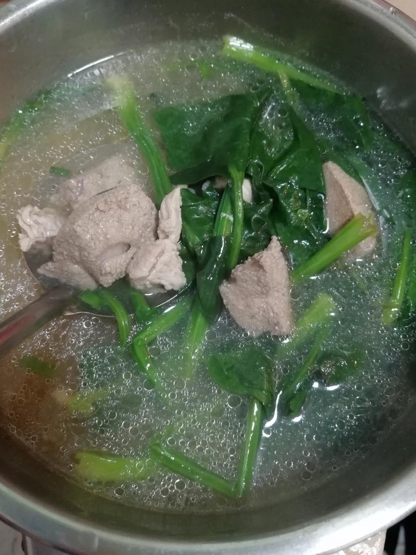 猪肝瘦肉菠菜汤