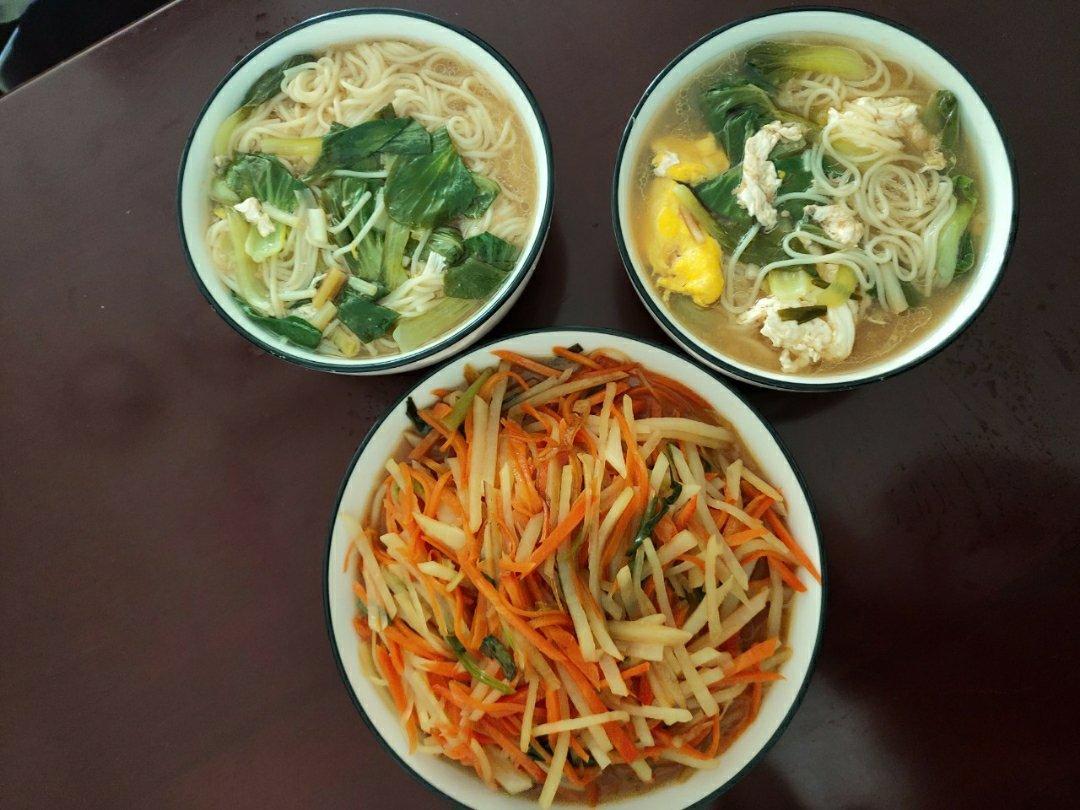 贼好吃的香辣土豆胡萝卜丝